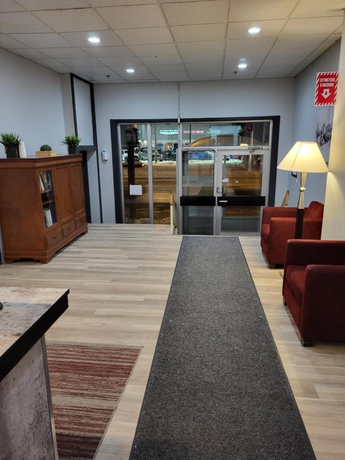 Hotel Sigma Val-d'Or Zewnętrze zdjęcie